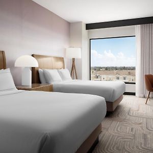 Queen Room Two Queen Beds Hearing Accessible or Non-Smoking